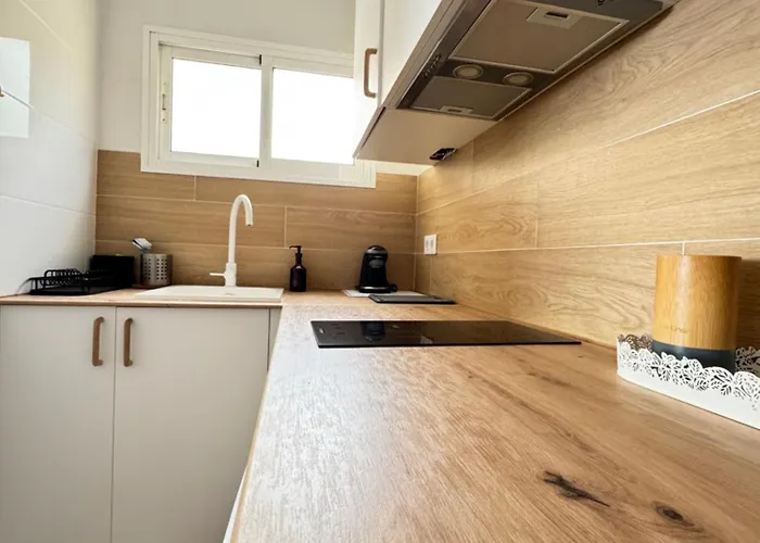 شقة Modern & Bright Sea View