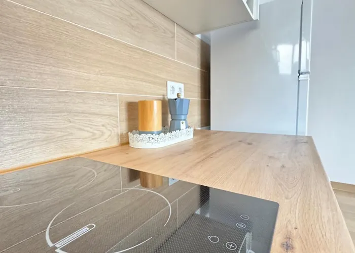 Modern & Bright Sea View شقة