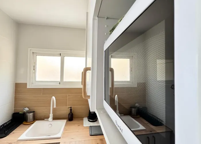 Modern & Bright Sea View Lägenhet *