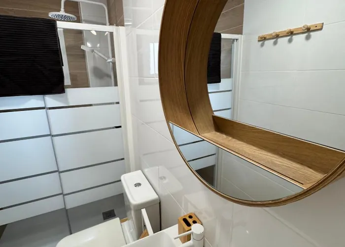 Modern & Bright Sea View *