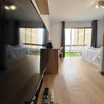 Modern & Bright Sea View